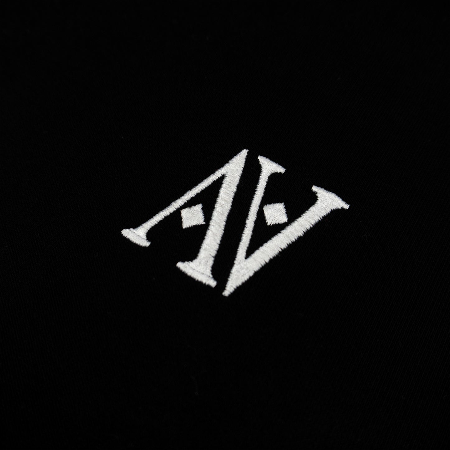 AESTISO JOGGER BLACK