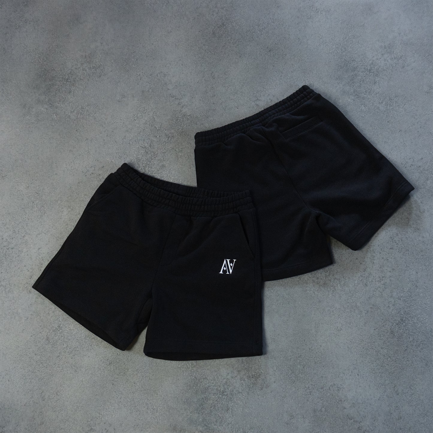 AESTISO SHORTS BLACK